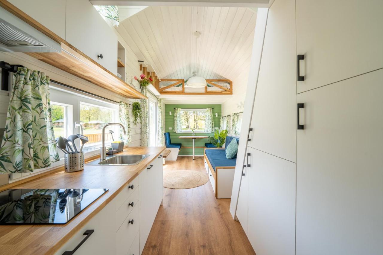 Villa Gezellige Tiny House met zwembad Zeewolde Exterior foto